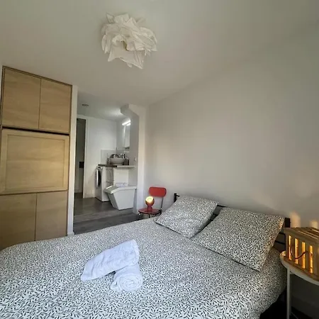La Rencontre - Gare Et Centre Avec Jardin Apartmán *
